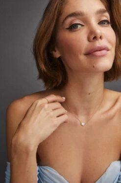 Lisa Pendant Necklace In Pave Diamond And 14k Yellow Gold -Jewelry Shop KS21 FINE 1820