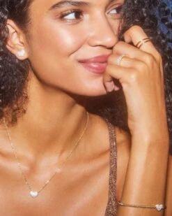 Ari Gold Pave Crystal Heart Necklace In White Crystal -Jewelry Shop Kendra Scott Ari Pave Pendant Necklace White Crystal Gold 00