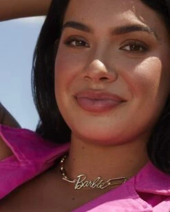 Barbie™ X Kendra Scott Gold Link And Chain Necklace In Pink Crystal -Jewelry Shop Kendra Scott Barbie Paperclip Chain Neckalce Pink Gold 01