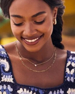 Ellen Wide Huggie Earrings In 18k Gold Vermeil -Jewelry Shop Kendra Scott Ellen Wide Huggie Earring Gold Vermeil 00