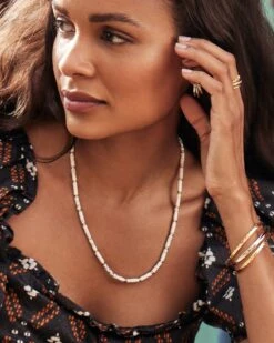 Ember Gold Strand Necklace In White Howlite -Jewelry Shop Kendra Scott Ember Strand Necklace White Howlite Gold 00