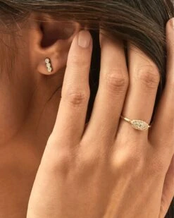 Grayson Gold Band Ring In White Crystal -Jewelry Shop Kendra Scott Grayson Band Ring Gold 00