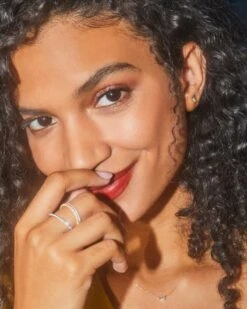 Isabella 14k Yellow Gold Stud Earrings In White Diamond -Jewelry Shop Kendra Scott Isaeblla Stud Earring Yellow Gold 01