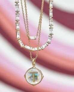 Juliette Gold Pendant Necklace In White Crystal 8 Juliette Gold Pendant Necklace In White Crystal -Jewelry Shop Kendra Scott Juliette Pendant Necklace Gold 01