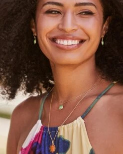 Sage 18k Gold Vermeil Pendant Necklace In Chrysoprase 9 Sage 18k Gold Vermeil Pendant Necklace In Chrysoprase -Jewelry Shop Kendra Scott Sage Pendant Necklace Chrysoprase Gold Vermeil 00 1