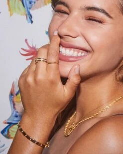 Tia 18k Gold Vermeil Band Ring In White Sapphire -Jewelry Shop Kendra Scott Tia Band Ring Gold Vermeil 00 1