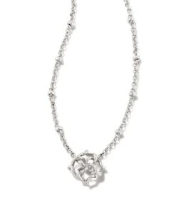 Kelly Short Pendant Necklace In Silver