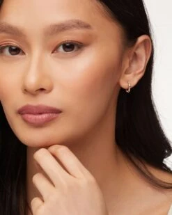 Maggie Huggie Earrings In Silver Filigree -Jewelry Shop kendra scott maggie huggie earring gold filigree