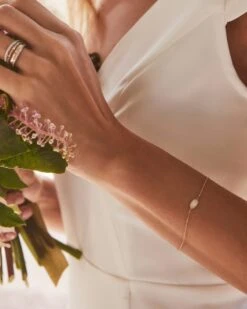 Millicent 14k Yellow Gold Delicate Chain Bracelet In White Diamond -Jewelry Shop kendra scott millicent delicate chain bracelet 14k yellow gold white diamond 1