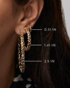 Maggie Small Hoop Earrings In Gold Filigree -Jewelry Shop maggie 1